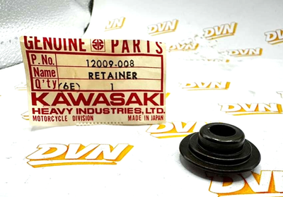 Kawasaki  GPZ KZ 750 NEW NOS Retainer 12009-008    2330