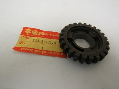 Suzuki Third Driven Gear 1981-1982 RM125 24331-14110