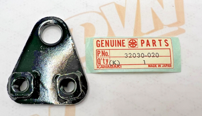 Kawasaki NOS NEW 32030-020 Engine Mount Plate F5 F8 F9 F81M Big Horn Bison