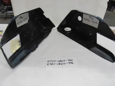 SUZUKI GT250 1974 SIDE COVER SET  RIGHT AND LEFT    BLUE