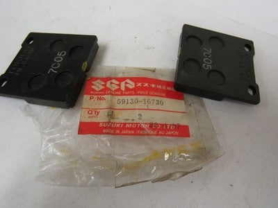 Suzuki GS550 1985-86  oem Brake shoe set p.n 59100-16830  59130-16730