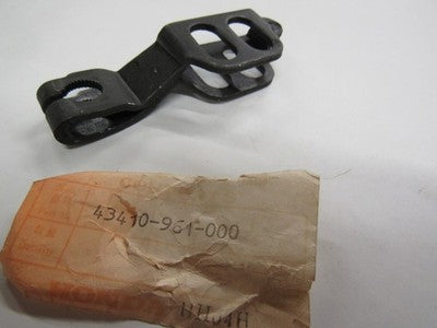 81 HONDA ATC250 ATC 250 R REAR BRAKE ARM LEVER  43410-961-000
