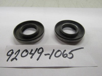 NOS Kawasaki Crankcase Oil Seal 20x40x7 KX80 KX125 KX60 92049-1065   SOLD AS 2