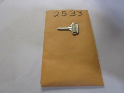 Vintage Suzuki  OEM Factory Pre Cut Motorcycle Key # 2533