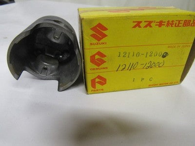 NOS Suzuki A100 AS100  GENUINE OEM PISTON STD 12110-12000