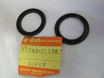 NOS Suzuki GT750 GT550 nos fork seal 51163-31030