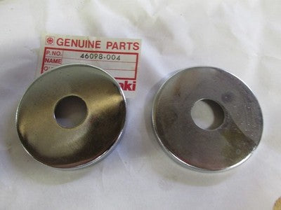 NOS OEM KAWASAKI G4TR MC1 F7 G31M STEERING STEM CAP 46098-004