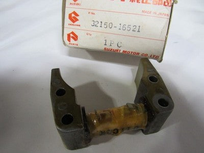Suzuki TM250 TM400 nos pulsar coil Assembly  1971-1975