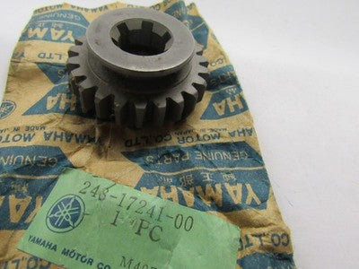 Yamaha OEM NOS transmission gear 248-17241-00 AT1 AT2 AT3 CT1 DT100