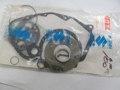 NOS Suzuki A100 AC100 nos engine gasket set 1968-1970   10000-12814 10001-12814