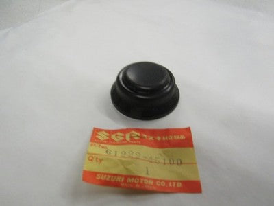 SUZUKI NOS  gs850 gs850gl swing arm pivot bolt cap gs1100GL GS1000GL 61222-45100
