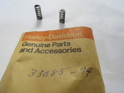 2 AMF Harley Davidson NOS NEW 33085-74 Spring FX FXS XLCH