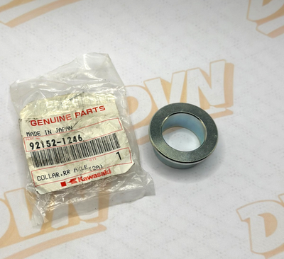 Kawasaki Ninja 636 COLLAR,RR AXLE,RH, 92152-1246 OEM NEW