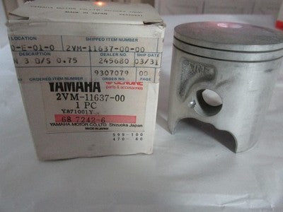 NOS GENUINE Yamaha YZ250 83-84 STD Piston 39X-11631-00-94 FAST SHIPPING