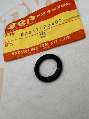 NOS Suzuki RM125 RM500 DR250 SP250 LT230 OEM Dust Seal 62647-20400