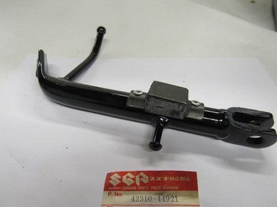 NOS SUZUKI 1987 1988  GS450L NEW  SIDE STAND 42310-44921