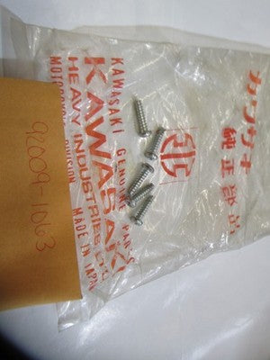 NOS NEW OEM KAWASAKI VN750 EN450 TAPPING SCREW  92009-1063 SOLD AS 5