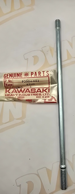 1 New Genuine 1974-1978 Kawasaki KZ 400 Crankcase Stud Bolt 8x210 NOS 92004-053