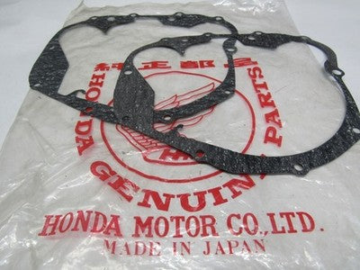 Honda CB500 1971-1973 nos r h engine gasket  p.n 11394-323-306 SET OF 2