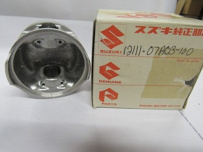 NOS Suzuki Piston  1985 GV700 MADURA  12111-07A03-100  2ND OVER 1.0MM
