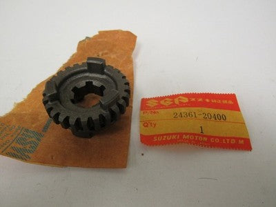 Suzuki 6th gear driven RM80 1982 24361-20400