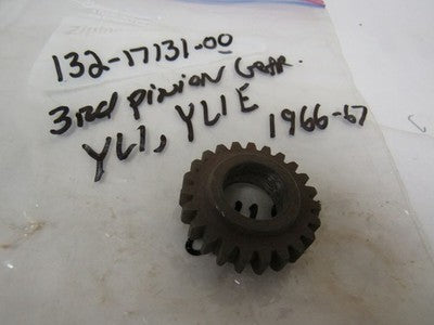 YAMAHA YL1 YL1E '66-67 3RD PINION GEAR 23-T NOS OEM #132-17131-00-00