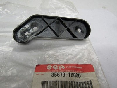 NOS-OEM Suzuki GSXR 600 1000 LH Rear Turn Signal Plate 35679-18G00