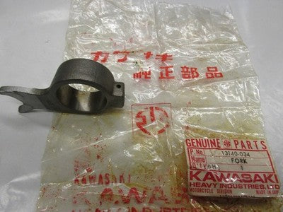 NOS Kawasaki 13140-034 SHIFT FORK TOP KV75 (76-80) MT1 (71-75) OEM