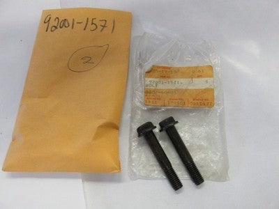 NOS  KAWASAKI 1982 1983 KZ550 GPz550 TRIPLE TREE BOLT  SOLD AS 2  92001-1571
