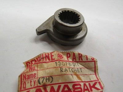 NOS Kawasaki KZ1000 KZ400 KZ650 KZ750 KZ900 Z1 Kick Starter Ratchet 13078-011