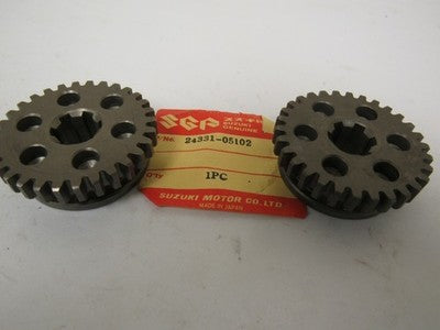 Suzuki AS50,AC50 TS50 1969-74   oem 3rd gear Driven 24331-05102  set of 2
