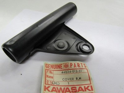 NOS NEW OEM FACTORY KAWASAKI G3SS G3TR RIGHT FORK COVER 44034-012-21  BLACK