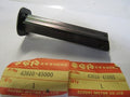 NOS Suzuki OEM Pillion Footrest Bar 1978-1980 FS750 GS850G GS1000 43610-45001