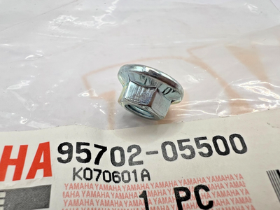 Yamaha NUT, FLANGE 95702-05500-00 OEM NEW