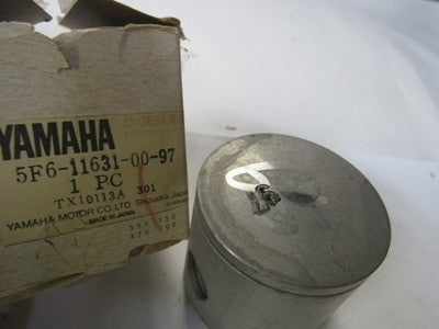 5F6 Yamaha TZ250 STANDARD  piston 5F6-11631-00-96