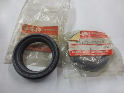 OEM NEW Suzuki Fork Dust Seals x2 RM125 RM250 RMX250 RM 250 125 RMX 51173-27C20