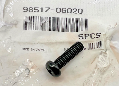 NOS YAMAHA 98517-06020-00 PAN SCREW