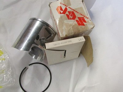 Suzuki 1978-80 RM125 STANDARD PISTON AND RING SET