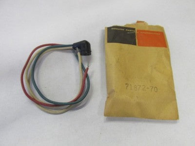 NOS OEM HARLEY DAVIDSON ALTERNATOR WIRE HARNESS & PLUG      71872-70