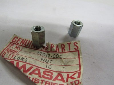 Kawasaki NOS NEW 92017-005 Rocker Cover Nut W1 W2 W1SS W2SS W2TT Commander (2)
