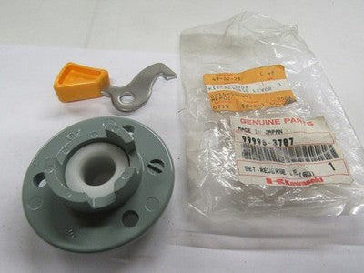 NOS Kawasaki Carburetor Repair Kit Backup Plate Fuel Pump Repair Kit 99995-3711