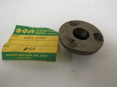 1972-77 SUZUKI GT750 GT 750 BALL GUIDE RELEASE OUTTER NOS OEM P N 23211-31000