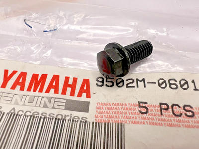 NOS OEM Yamaha 9502M-06014 Bolt