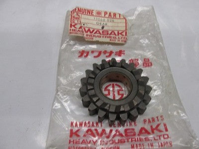 1 NOS Genuine KAWASAKI Z1 900 KZ900 KZ1000 Kicker Kickstart Gear OEM 13068-028