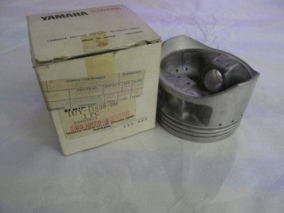 NOS Yamaha Piston 4th O S 1987-2003 YFM350 2004-2005 YFM350  1UY-11638-00