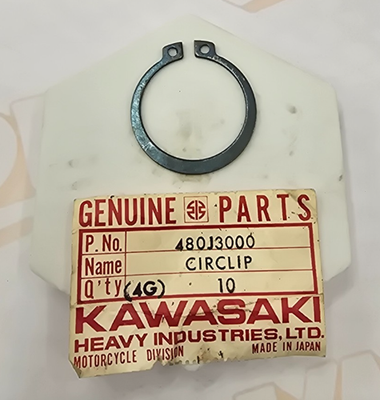 KAWASAKI ZEPHYR ZR750 ZR550 KZ400 Z1 KZ900 KZ1000 CIRCLIP 30MM OEM NOS 480J3000