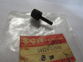 NOS OEM SUZUKI 34124-34500  TRIPMETER KNOB GS650
