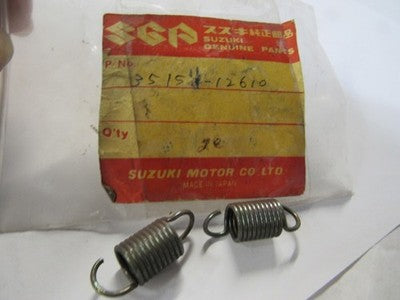 NOS Suzuki TS75 TS50 TC185 RV90 Headlamp Adjust Spring 35154-12610 sold as 2