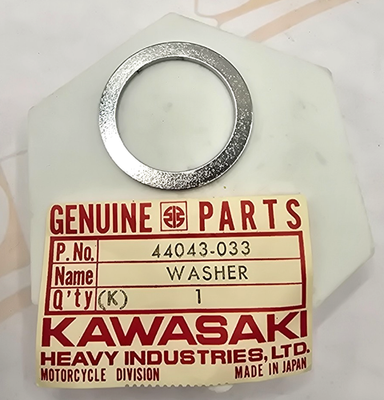 ***NOS KAWASAKI 44043-033 WASHER,FORK COVER