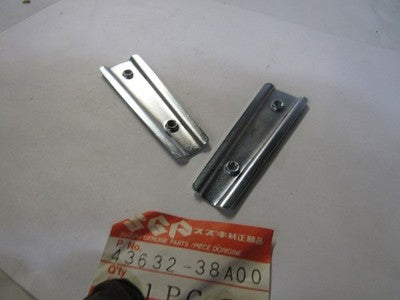 43632-38A00 NOS Suzuki Plate Rubber Step VS700 VS1400 VZ800 VS750 VS80 SOLD AS 2